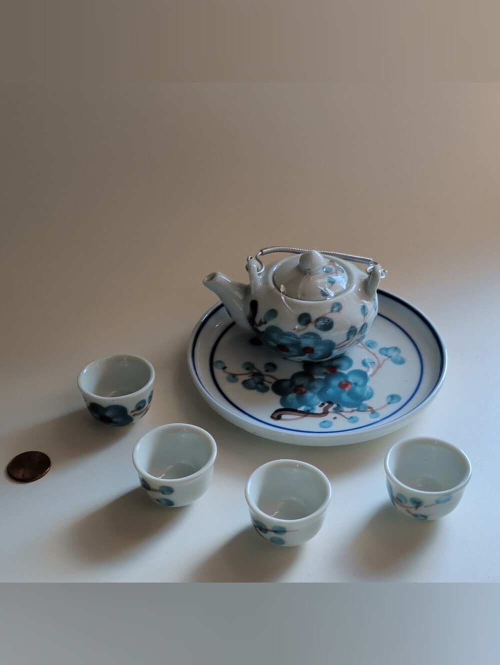 Japanese Style Porcelain Mini Teapot Set 4 Cups Tray Blue Floral Design